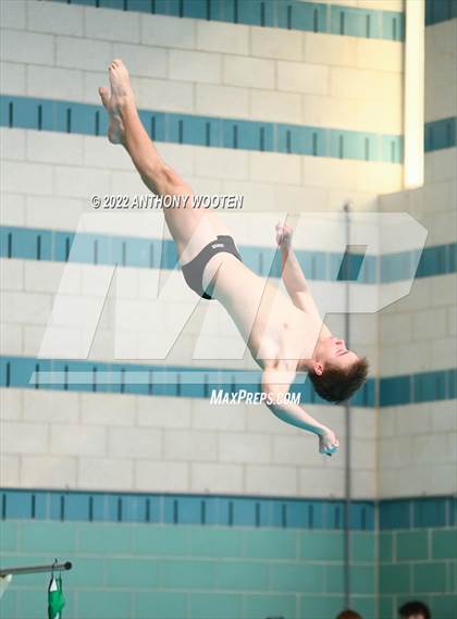 Thumbnail 3 in NCHSAA 4A State Diving Championships photogallery.