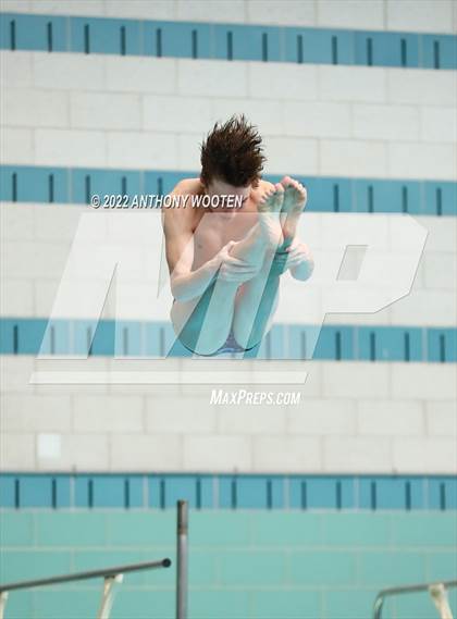 Thumbnail 3 in NCHSAA 4A State Diving Championships photogallery.