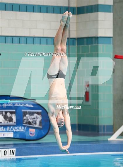 Thumbnail 2 in NCHSAA 4A State Diving Championships photogallery.