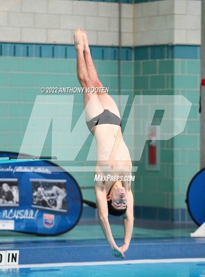 Thumbnail 3 in NCHSAA 4A State Diving Championships photogallery.