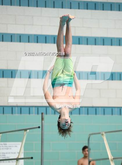 Thumbnail 2 in NCHSAA 4A State Diving Championships photogallery.