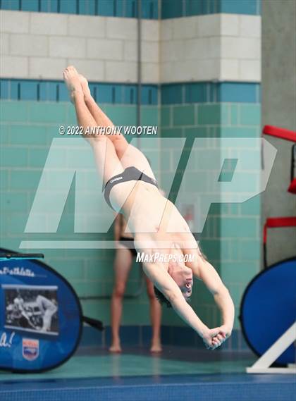 Thumbnail 2 in NCHSAA 4A State Diving Championships photogallery.