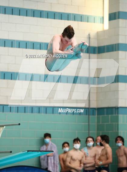Thumbnail 1 in NCHSAA 4A State Diving Championships photogallery.
