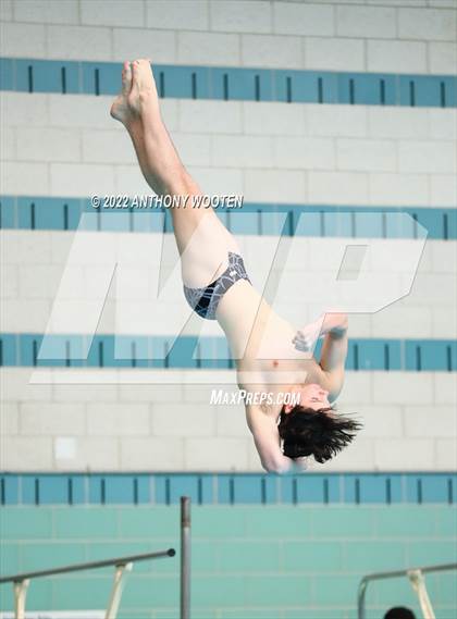 Thumbnail 1 in NCHSAA 4A State Diving Championships photogallery.