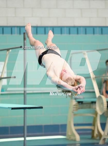 Thumbnail 3 in NCHSAA 4A State Diving Championships photogallery.