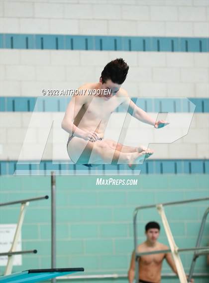 Thumbnail 1 in NCHSAA 4A State Diving Championships photogallery.