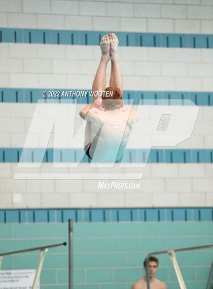 Thumbnail 3 in NCHSAA 4A State Diving Championships photogallery.