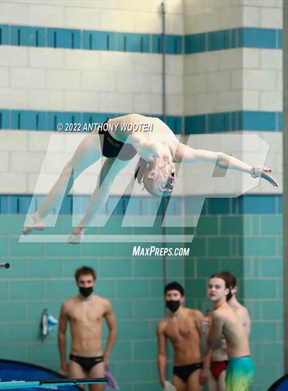 Thumbnail 2 in NCHSAA 4A State Diving Championships photogallery.