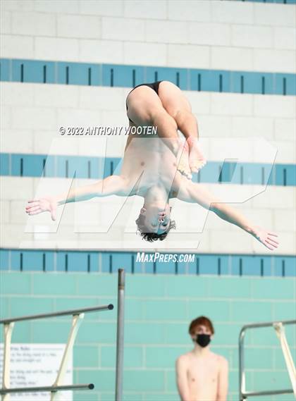 Thumbnail 1 in NCHSAA 4A State Diving Championships photogallery.