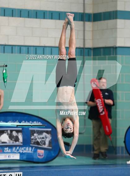 Thumbnail 2 in NCHSAA 4A State Diving Championships photogallery.