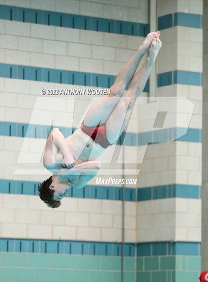 Thumbnail 2 in NCHSAA 4A State Diving Championships photogallery.