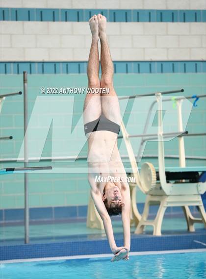 Thumbnail 2 in NCHSAA 4A State Diving Championships photogallery.