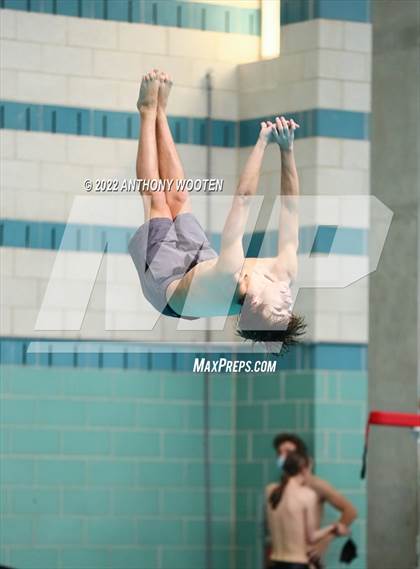 Thumbnail 1 in NCHSAA 4A State Diving Championships photogallery.