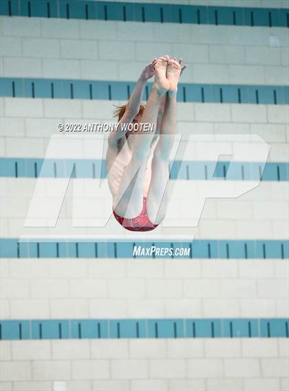 Thumbnail 3 in NCHSAA 4A State Diving Championships photogallery.