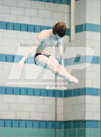 Thumbnail 3 in NCHSAA 4A State Diving Championships photogallery.
