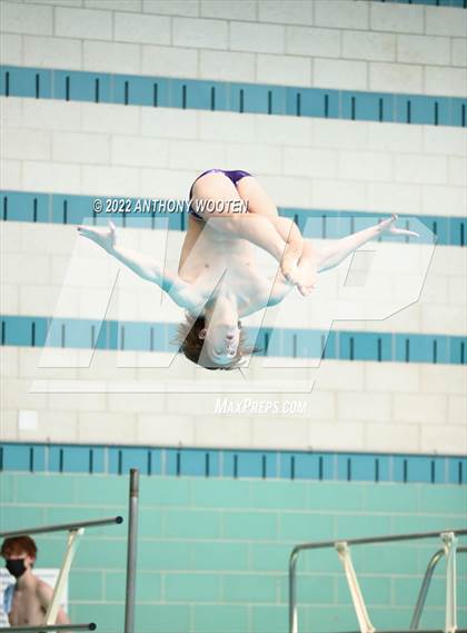 Thumbnail 2 in NCHSAA 4A State Diving Championships photogallery.