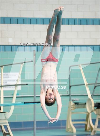 Thumbnail 3 in NCHSAA 4A State Diving Championships photogallery.