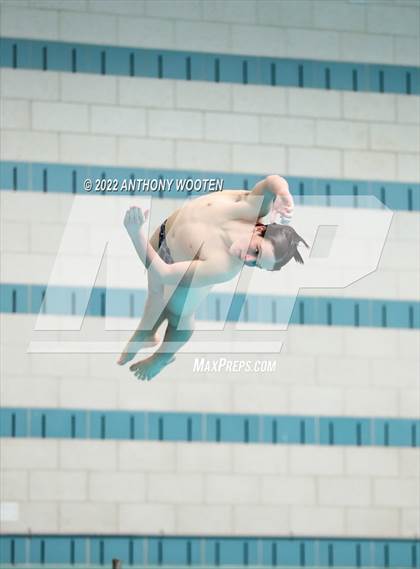 Thumbnail 3 in NCHSAA 4A State Diving Championships photogallery.