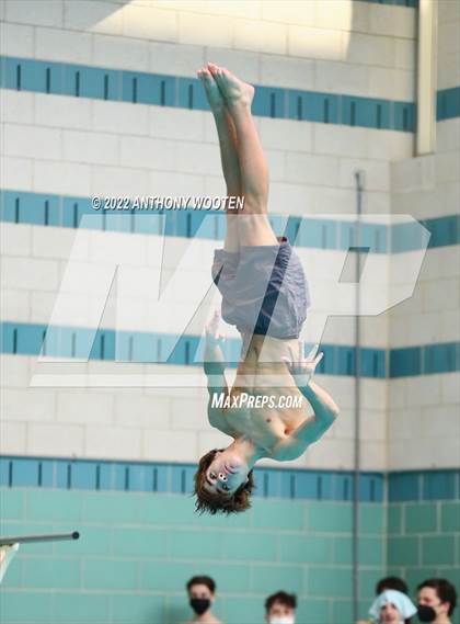 Thumbnail 1 in NCHSAA 4A State Diving Championships photogallery.