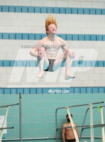 Thumbnail 3 in NCHSAA 4A State Diving Championships photogallery.