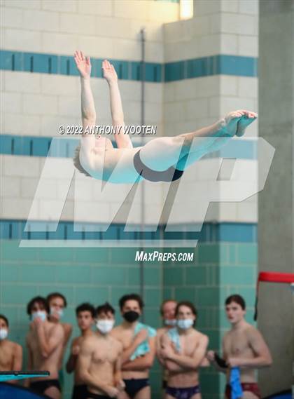 Thumbnail 2 in NCHSAA 4A State Diving Championships photogallery.
