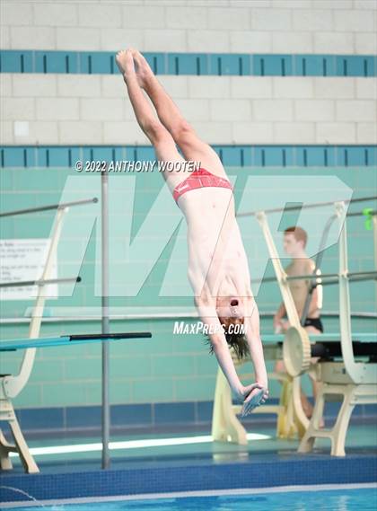 Thumbnail 1 in NCHSAA 4A State Diving Championships photogallery.