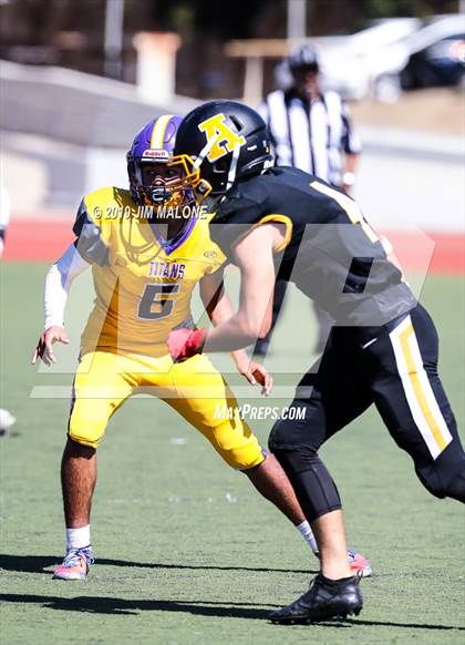 Thumbnail 1 in Kennedy vs. Alameda photogallery.