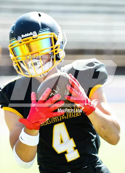 Thumbnail 1 in Kennedy vs. Alameda photogallery.