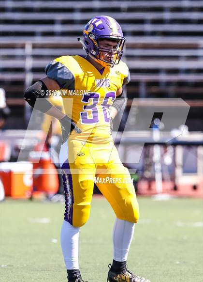 Thumbnail 2 in Kennedy vs. Alameda photogallery.