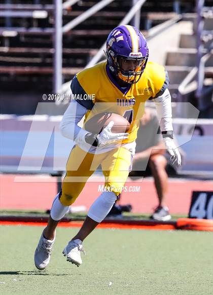 Thumbnail 3 in Kennedy vs. Alameda photogallery.