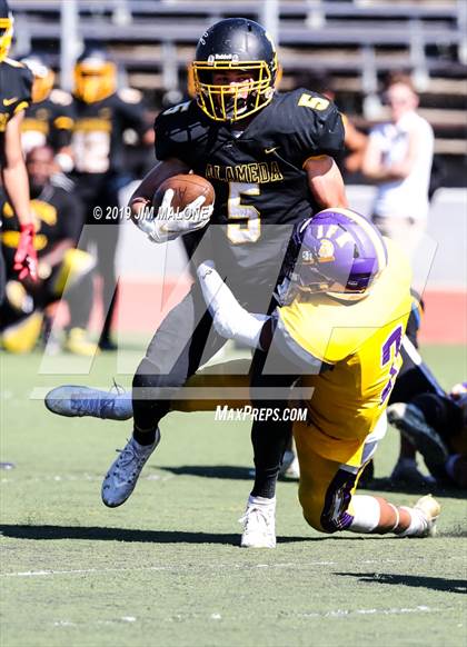 Thumbnail 1 in Kennedy vs. Alameda photogallery.