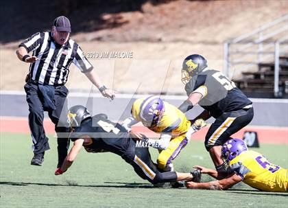 Thumbnail 1 in Kennedy vs. Alameda photogallery.