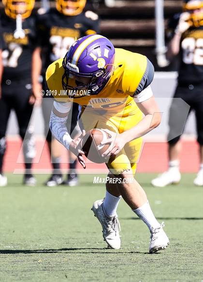 Thumbnail 1 in Kennedy vs. Alameda photogallery.