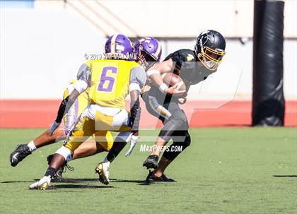 Thumbnail 3 in Kennedy vs. Alameda photogallery.