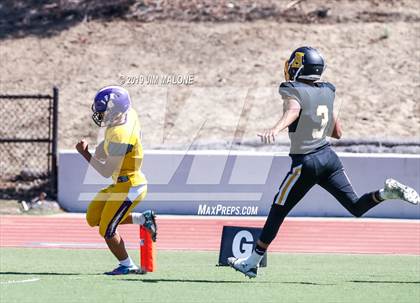 Thumbnail 1 in Kennedy vs. Alameda photogallery.