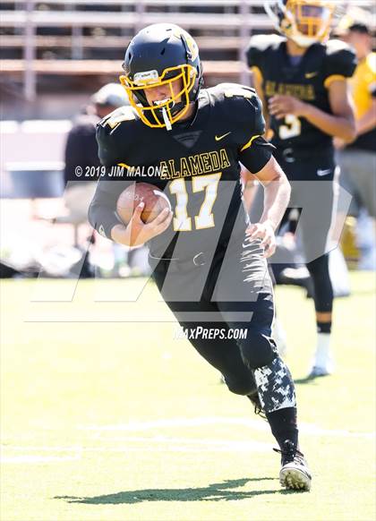 Thumbnail 3 in Kennedy vs. Alameda photogallery.