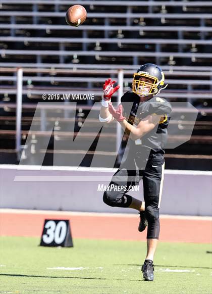 Thumbnail 1 in Kennedy vs. Alameda photogallery.
