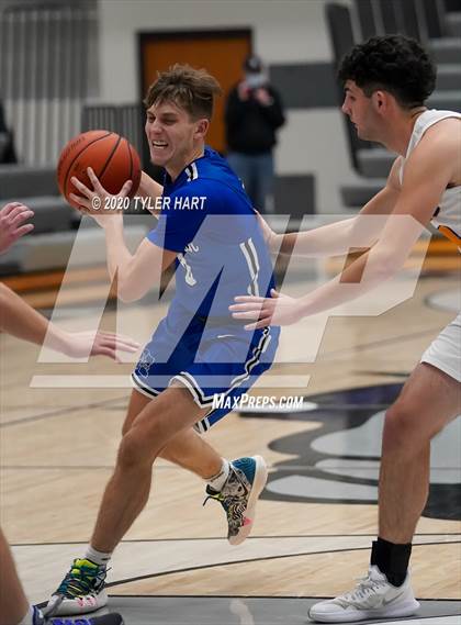 Thumbnail 2 in Fort Wayne Blackhawk Christian vs. Hamilton (Sneakers for Santa Shootout) photogallery.
