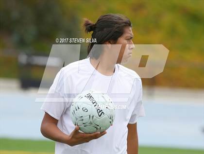 Thumbnail 2 in Del Norte vs. Hoover (CIF SDS Division 3 Final) photogallery.
