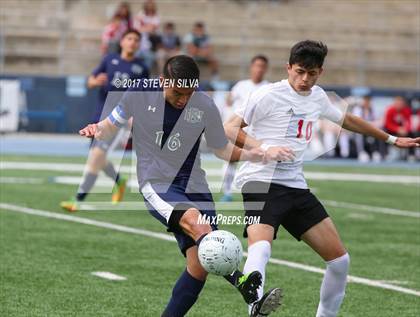 Thumbnail 2 in Del Norte vs. Hoover (CIF SDS Division 3 Final) photogallery.