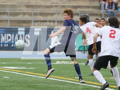 Thumbnail 3 in Del Norte vs. Hoover (CIF SDS Division 3 Final) photogallery.