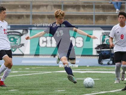 Thumbnail 2 in Del Norte vs. Hoover (CIF SDS Division 3 Final) photogallery.