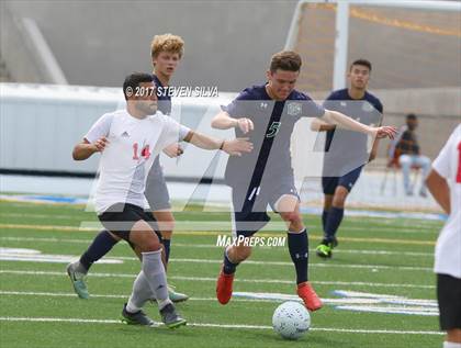 Thumbnail 3 in Del Norte vs. Hoover (CIF SDS Division 3 Final) photogallery.