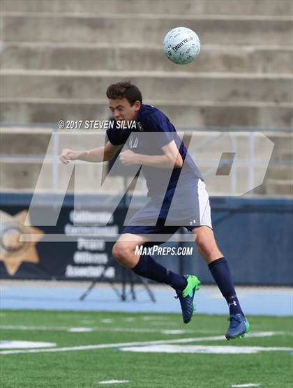 Thumbnail 3 in Del Norte vs. Hoover (CIF SDS Division 3 Final) photogallery.