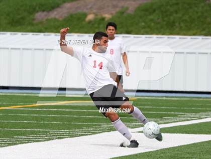 Thumbnail 3 in Del Norte vs. Hoover (CIF SDS Division 3 Final) photogallery.