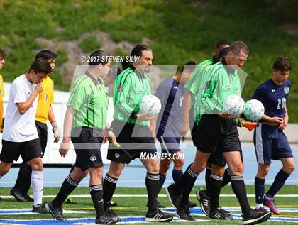 Thumbnail 2 in Del Norte vs. Hoover (CIF SDS Division 3 Final) photogallery.