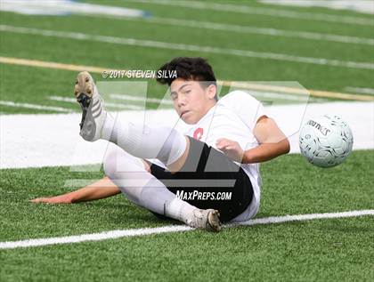 Thumbnail 3 in Del Norte vs. Hoover (CIF SDS Division 3 Final) photogallery.