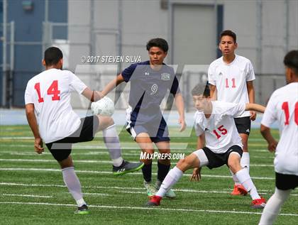 Thumbnail 3 in Del Norte vs. Hoover (CIF SDS Division 3 Final) photogallery.