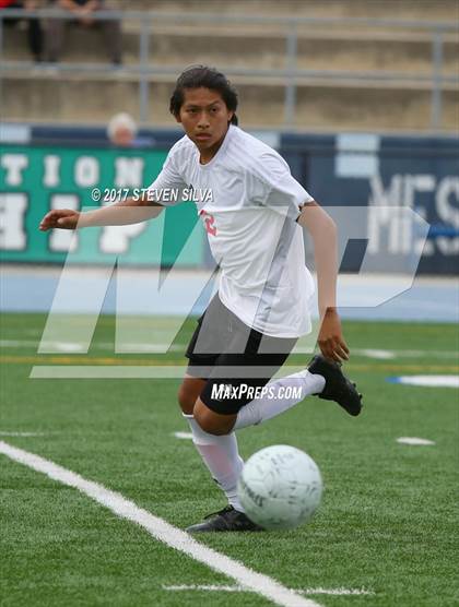 Thumbnail 1 in Del Norte vs. Hoover (CIF SDS Division 3 Final) photogallery.