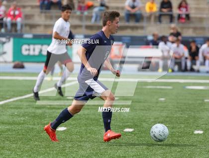 Thumbnail 2 in Del Norte vs. Hoover (CIF SDS Division 3 Final) photogallery.